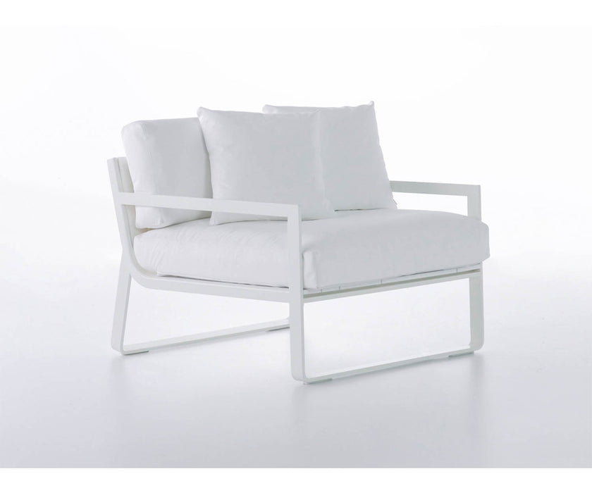High end Flat Lounge Chair by Gandia Blasco Casa Design