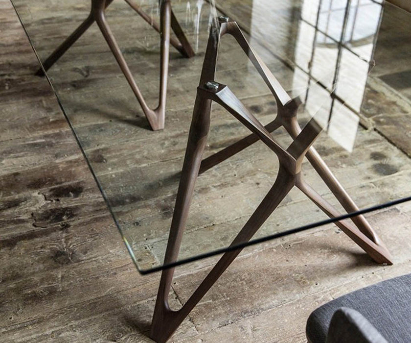 Circe Dining Table Porada