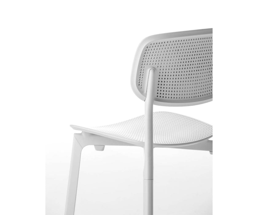 High end Colander Dining Chair by Kristalia Casa Design