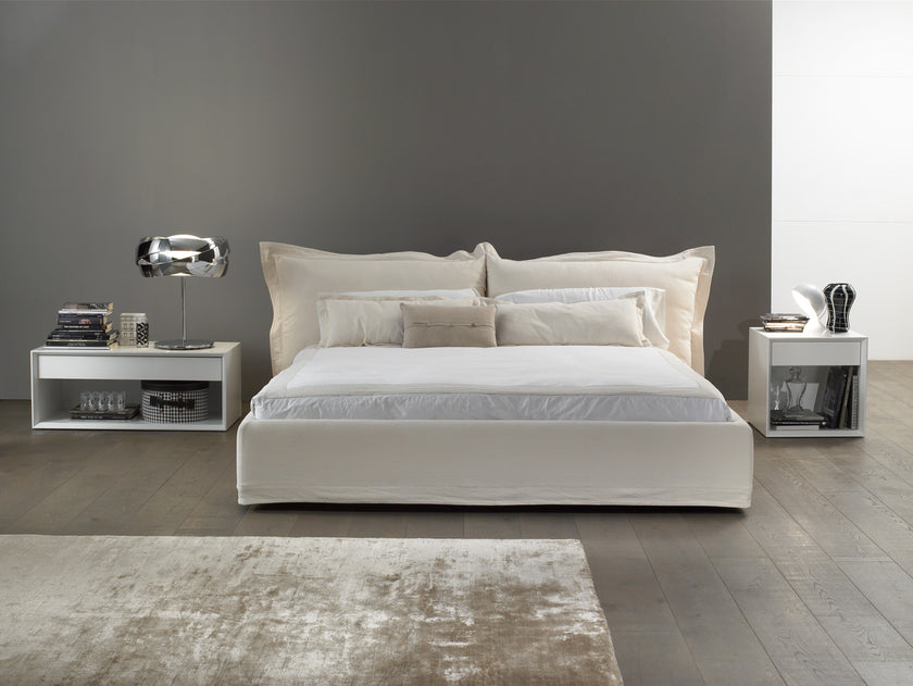 High end Dalí Bed by CasaDesús Casa Design