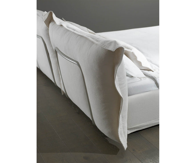 High end Dalí Bed by CasaDesús Casa Design
