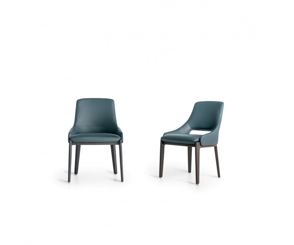 High End Devon Armchair by Molteni&amp;C Casa Design Group