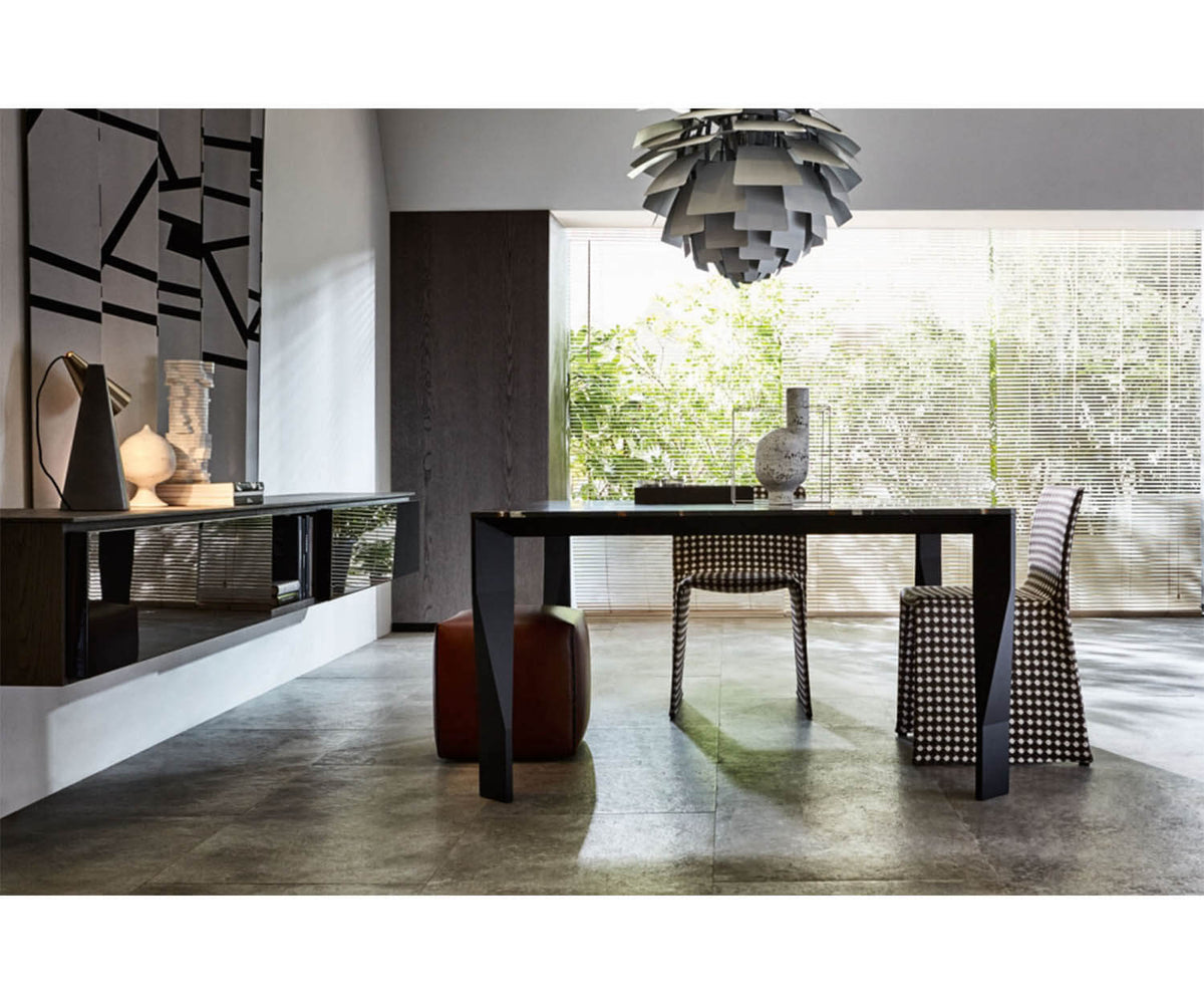 High End Diamond Dining Table by Molteni&amp;C Casa Design Group