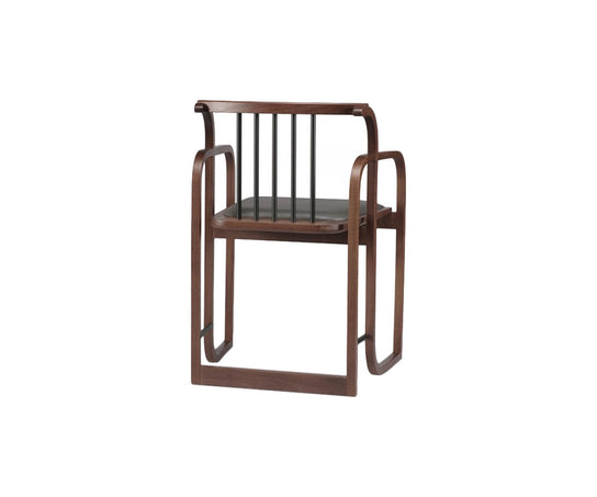 Wyandotte Guest Chair Skram