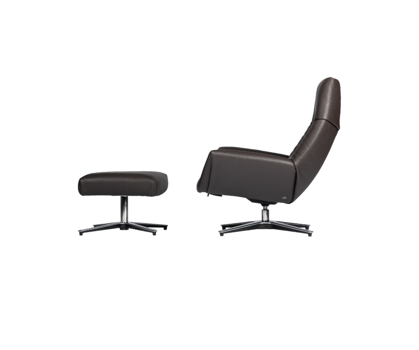 Contemporary DS-149 Lejo Swivel Chair by De Sede, elegant Swiss design | Casa Design Group