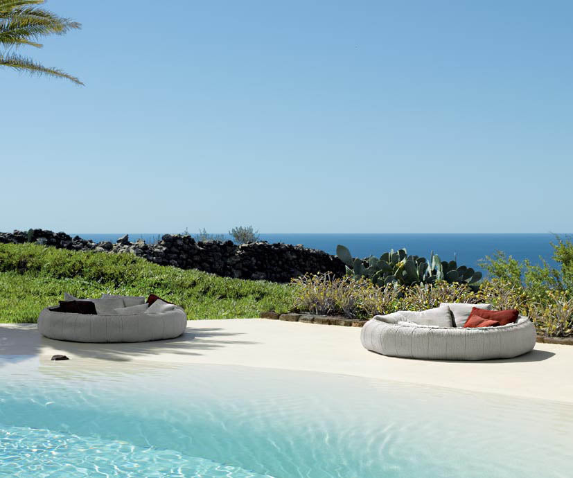 Comfortable Ease Outdoor Daybed by Paola Lenti Casa Design Group