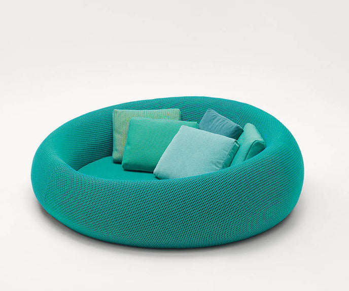 Comfortable Ease Outdoor Daybed by Paola Lenti Casa Design Group