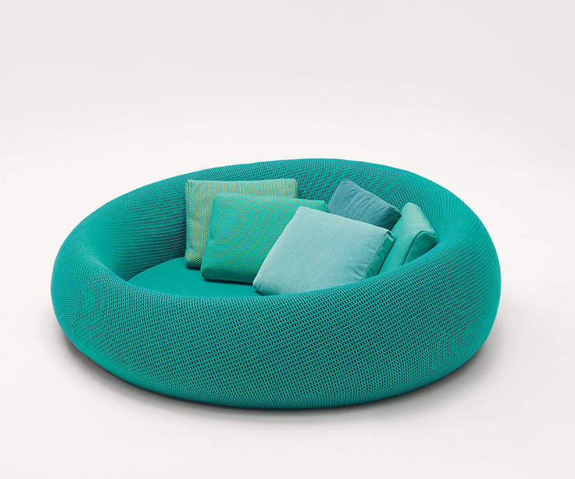 Comfortable Ease Outdoor Daybed by Paola Lenti Casa Design Group