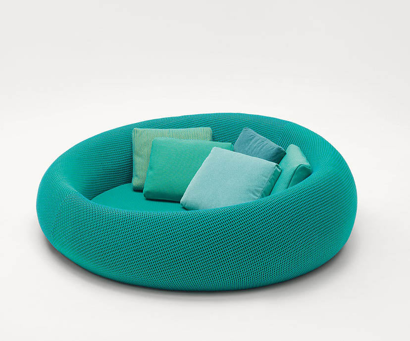 Comfortable Ease Outdoor Daybed by Paola Lenti Casa Design Group