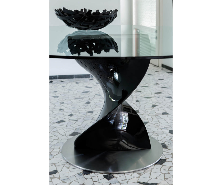 Elika Dining Table Porada