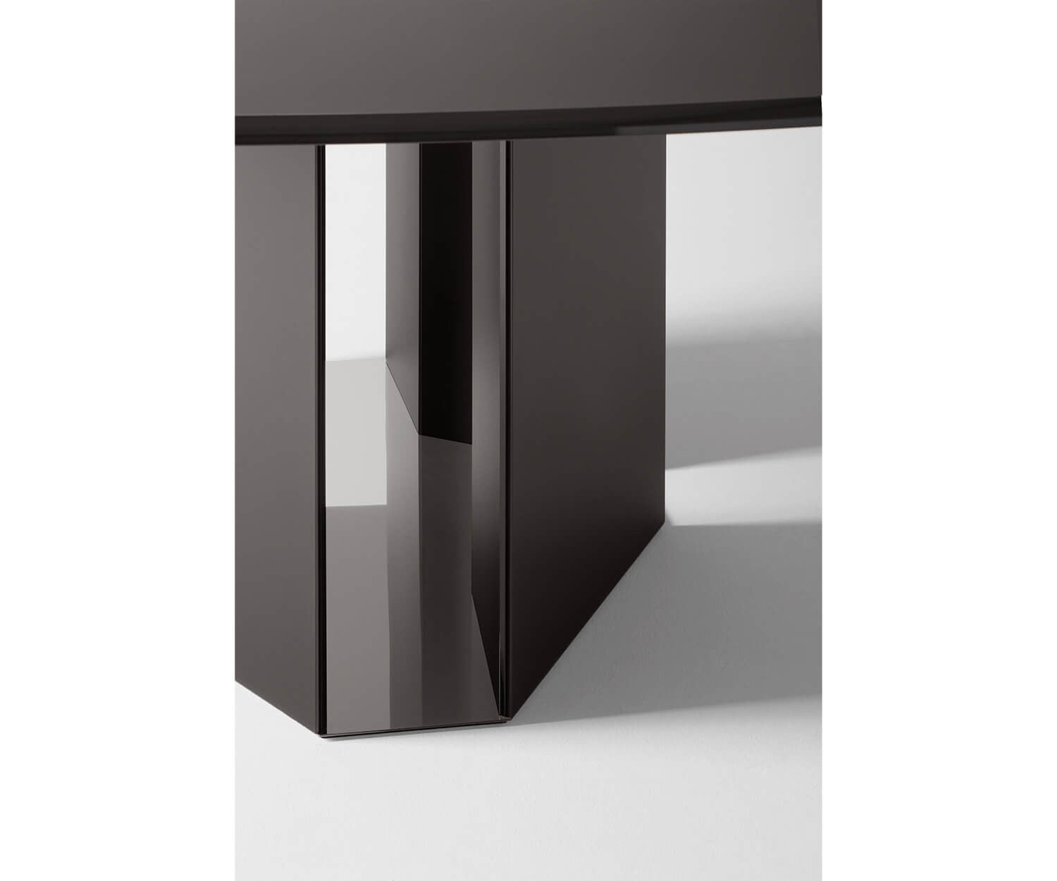Eyl Table Gallotti&Radice