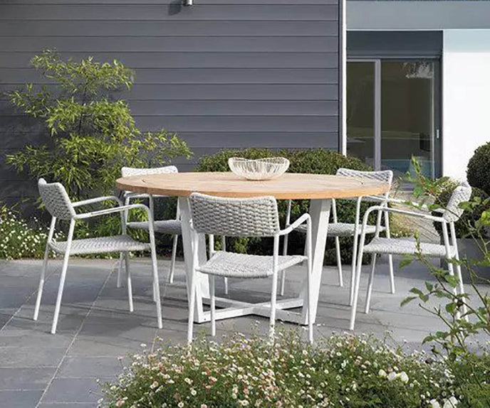 Fuse Round Dining Table | Manutti
