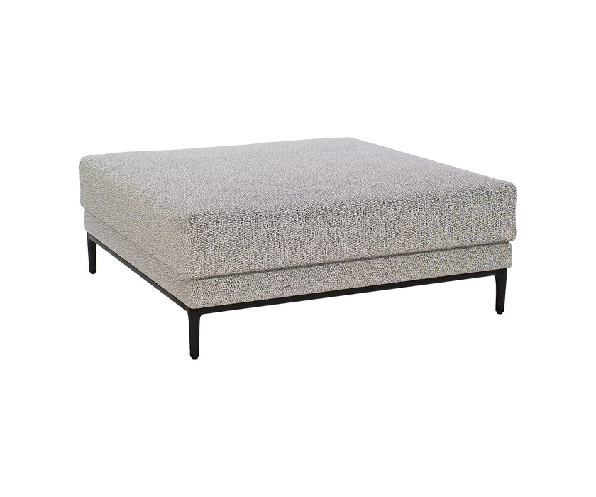 Zendo Sense Footstool | Manutti