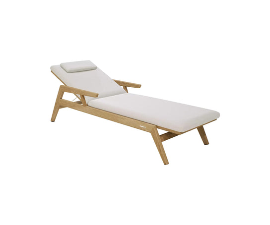 Sunrise Chaise Lounge with Armrest Manutti