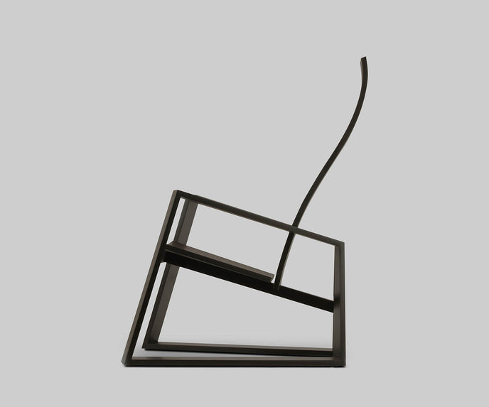 Fade Lounger Skram