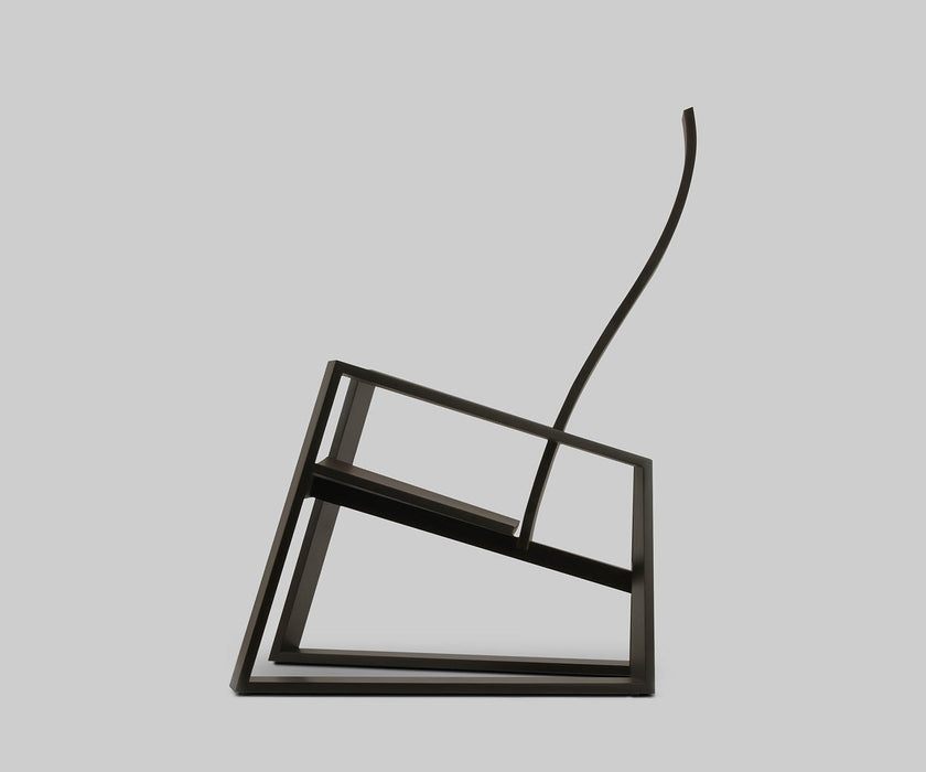 Fade Lounger Skram