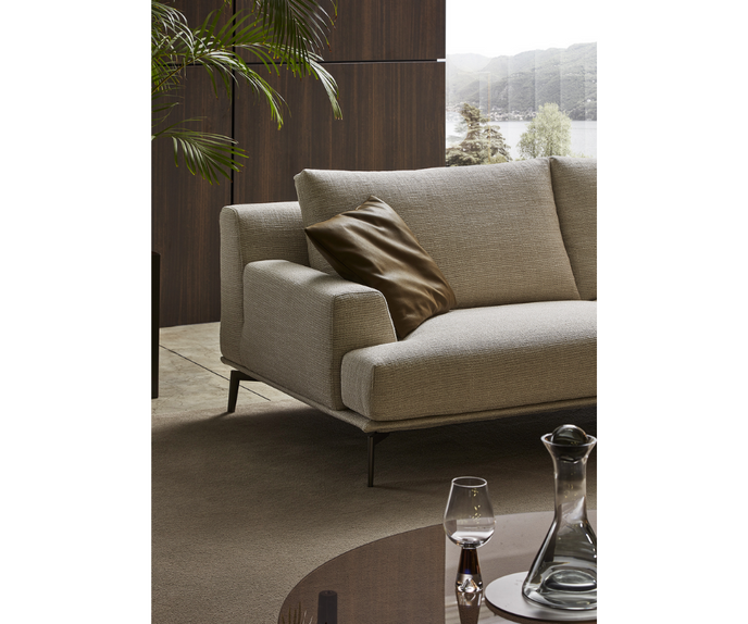High End High End Liam Sofa by Marelli Casa Design Group