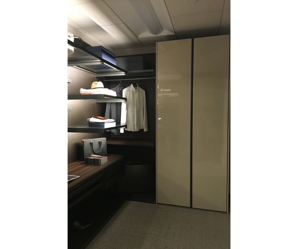 High End Floor Sample Gliss Master “Silica B” by Molteni&C Casa Design Group