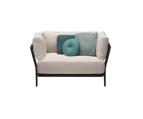 High End Flows Lounge Chair by Manutti Casa Design Group