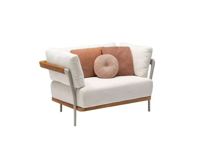 High End Flows Lounge Chair by Manutti Casa Design Group