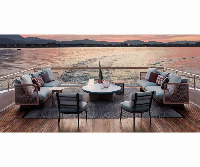 Mesh Bar Table I Kettal