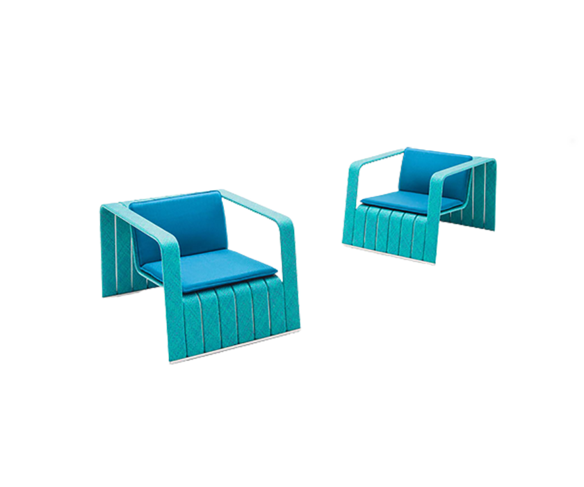 Frame Outdoor Lounge Chair by Paola Lenti | Elegant & Comfortable
