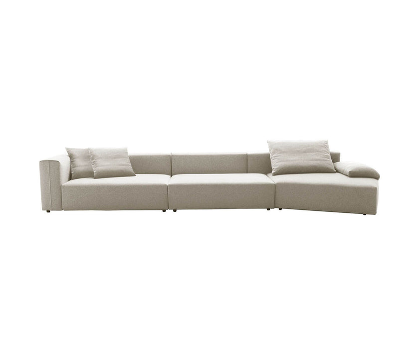 High End Freestyle Sofa by Molteni&C Casa Design Group