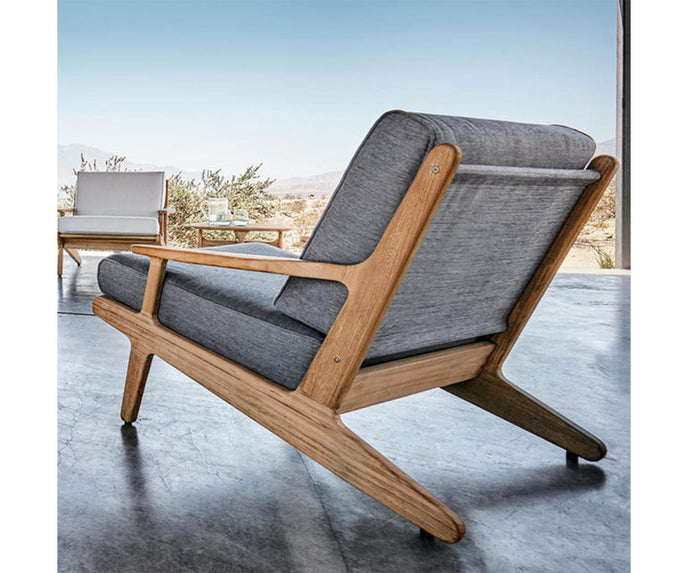 Gloster Bay Lounge Chair