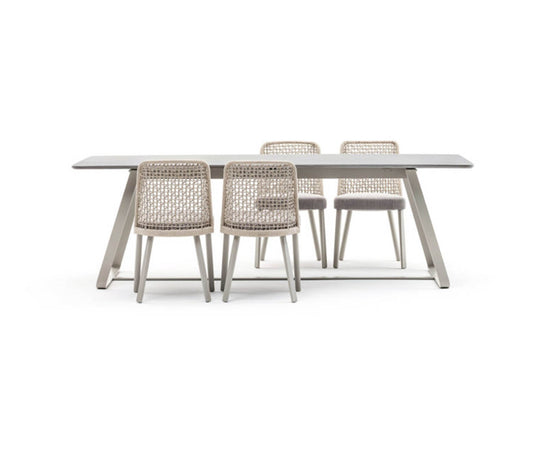 High end Kolonaki Dining Table by Varaschin Casa Design