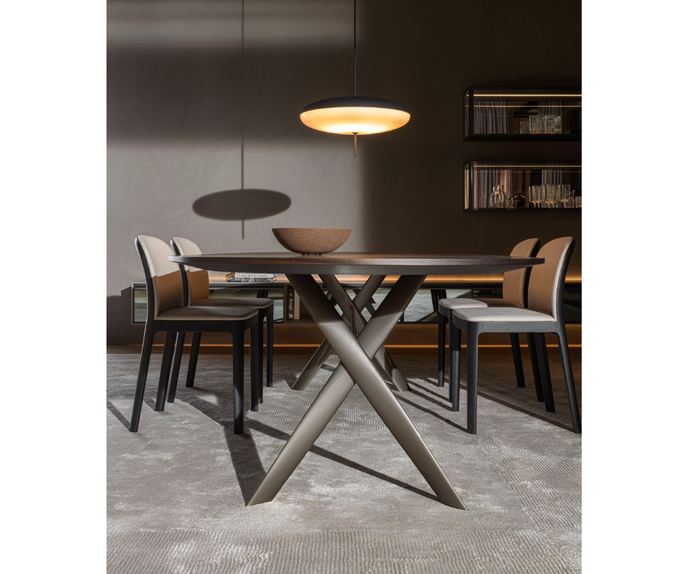 High End Gatwick Dining Table by Molteni&C Casa Design Group