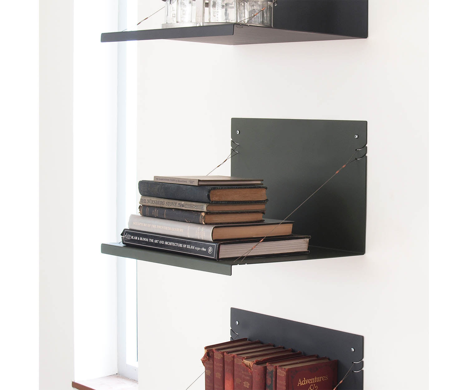 Gil Shelving Skram