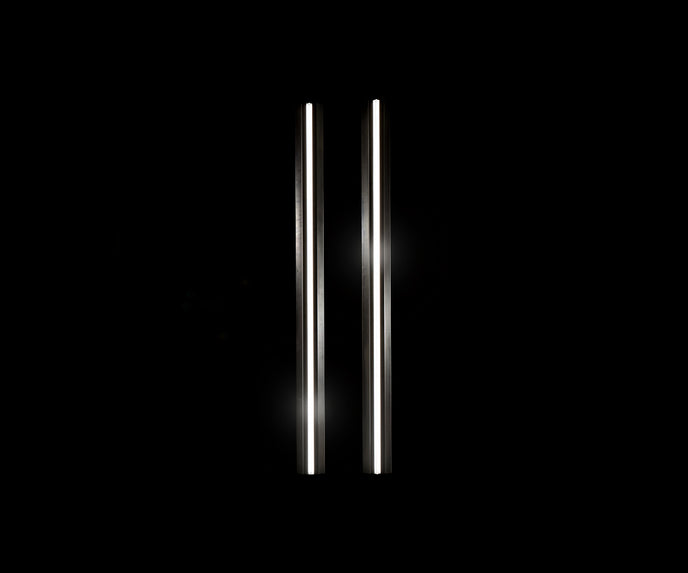 High End Gladio Wall Light by Henge Casa Design Group