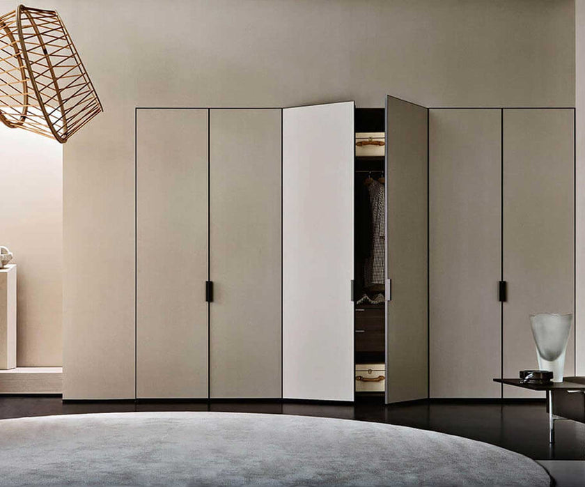 High End Gliss Master-Plaster Closet by Molteni&C Casa Design Group
