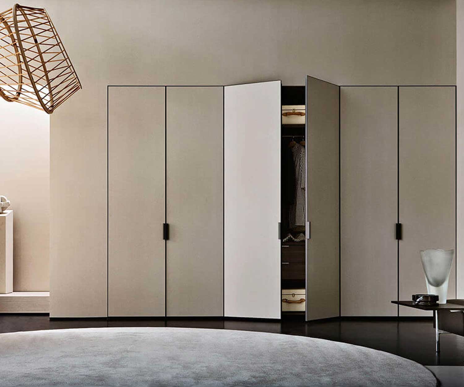 High End Gliss Master-Plaster Closet by Molteni&C Casa Design Group