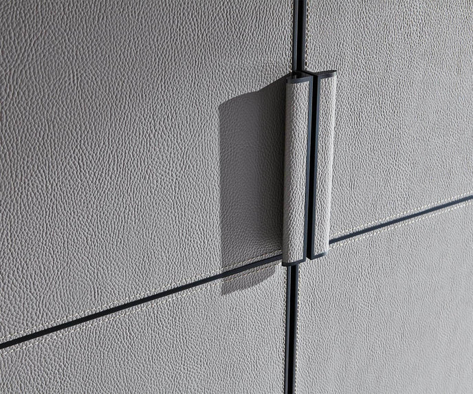 High End Gliss Master-Skin Closet by Molteni&C Casa Design Group