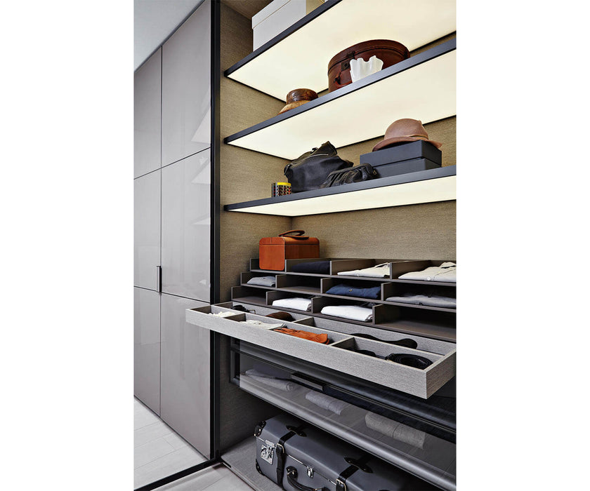 High End Gliss Master-Skin Closet by Molteni&C Casa Design Group