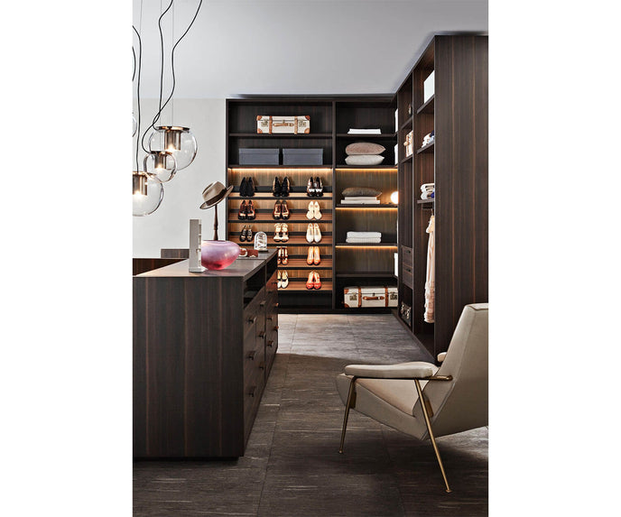 High End Gliss Master Walk-in Closet by Molteni&C Casa Design Group