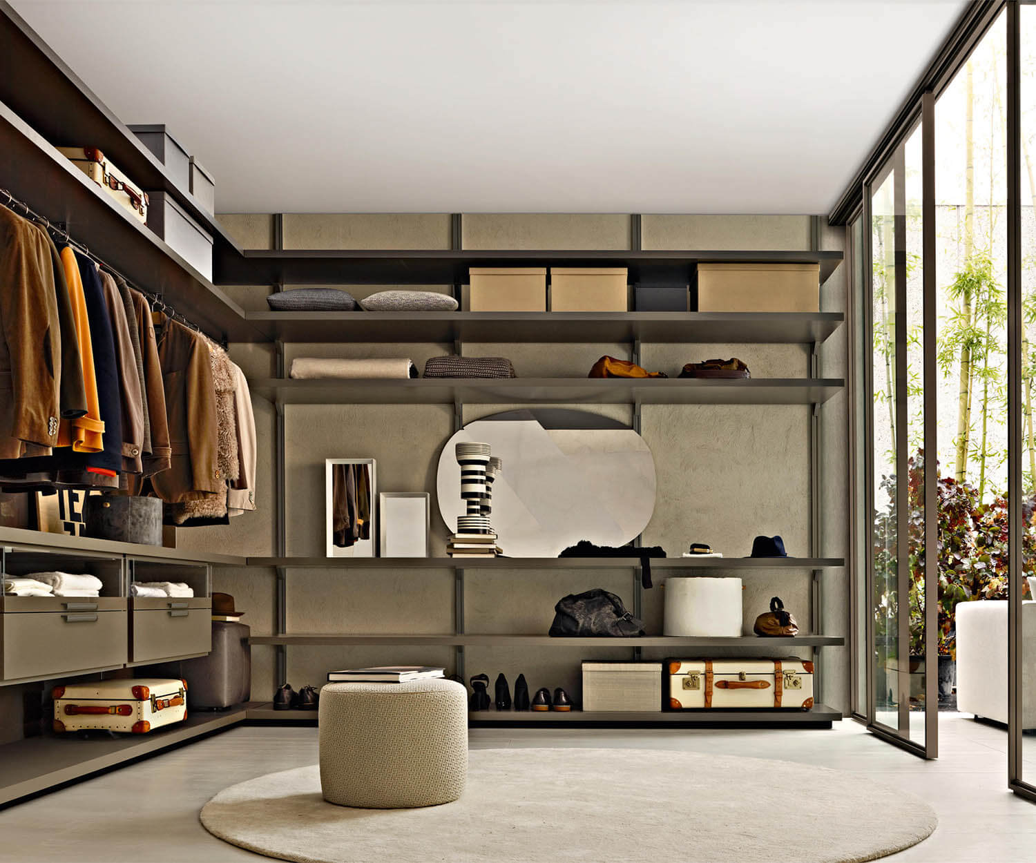 Gliss Walk-in Closet | Molteni&C Furniture | Casa Design Group