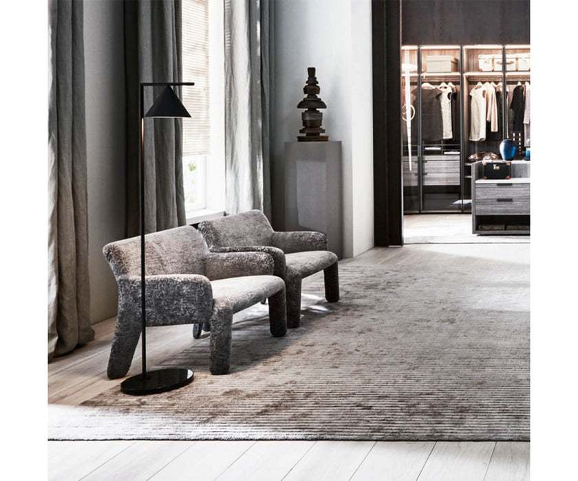 High End Glove-Up Armchair by Molteni&C Casa Design Group