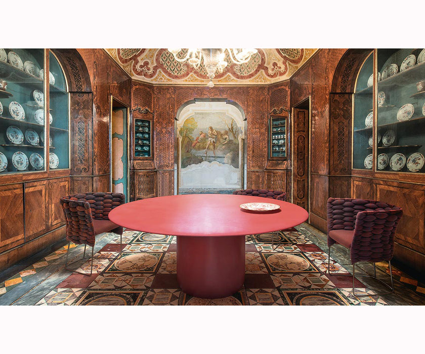 Modern Gon Dining Table by Paola Lenti - Elegant Design for Dining Spaces | Casa Design Group