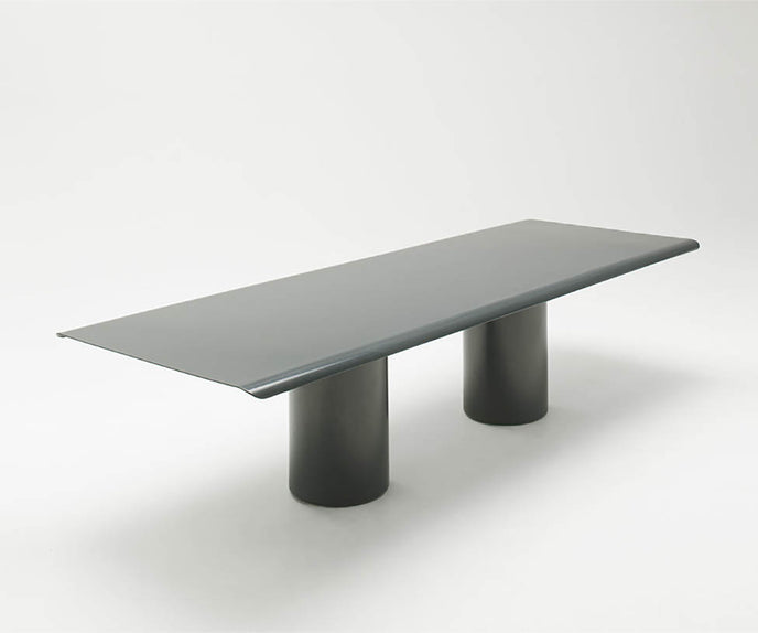 Gon Outdoor Dining Table by Paola Lenti - Elegant Stainless Steel Design for Any Spaces | Casa Design Group