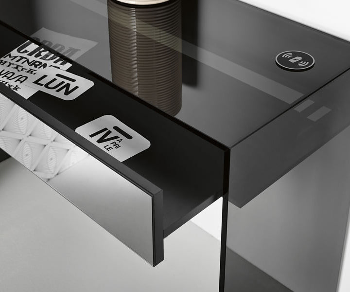 Gotham Desk Tonelli