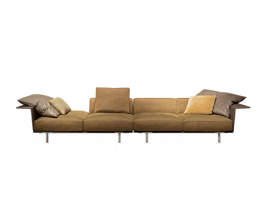 High End Gregor Sofa by Molteni&C Casa Design Group