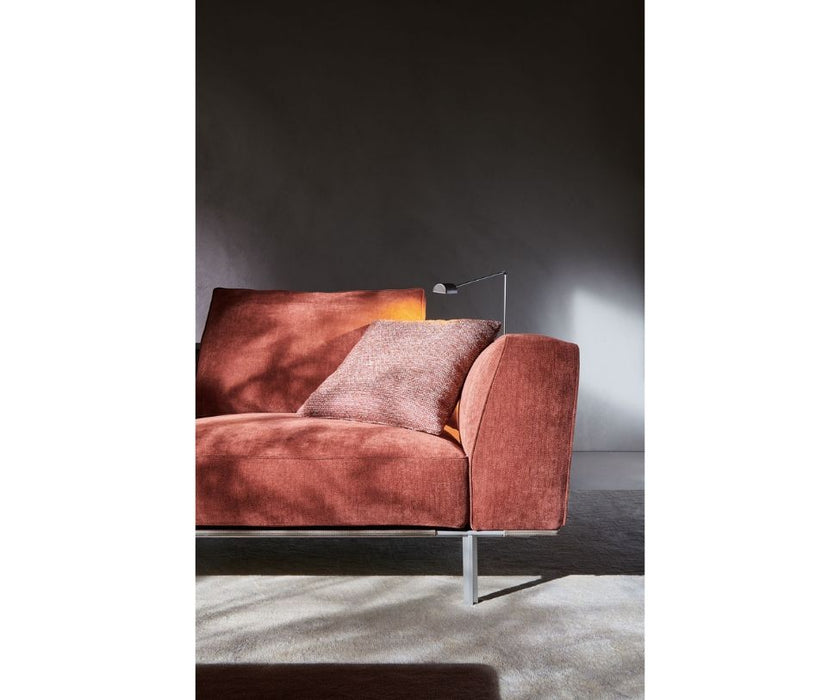 High End Gregor Sofa by Molteni&C Casa Design Group