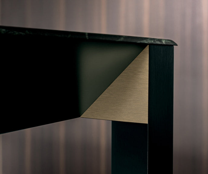High End Half A Square Table by Molteni&C Casa Design Group