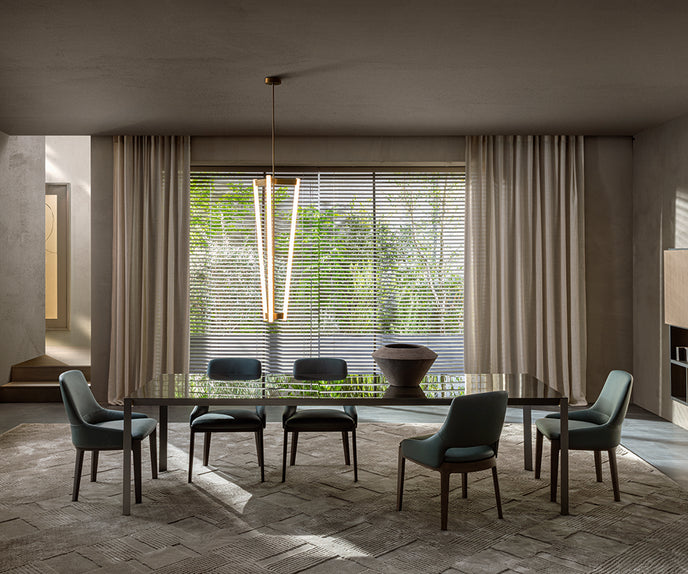 High End Half A Square Table by Molteni&C Casa Design Group