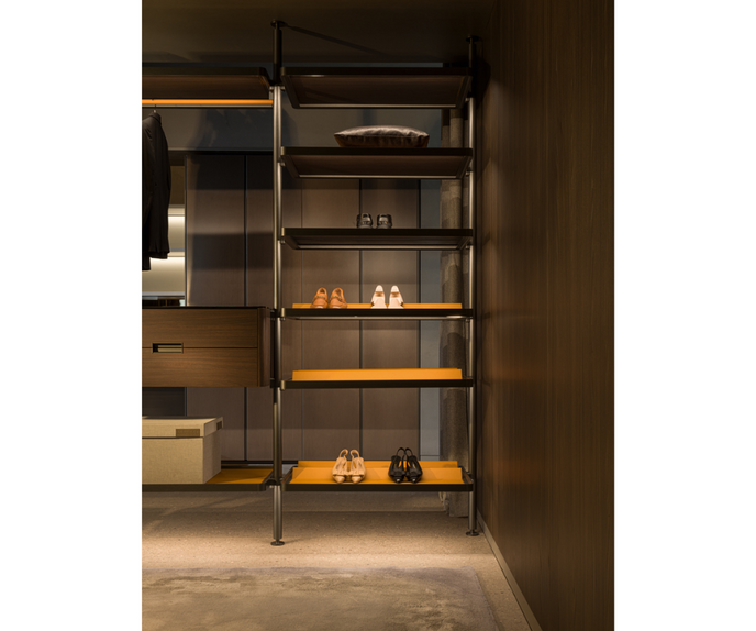 High End Hector Night Walk-In Closet by Molteni&C Casa Design Group