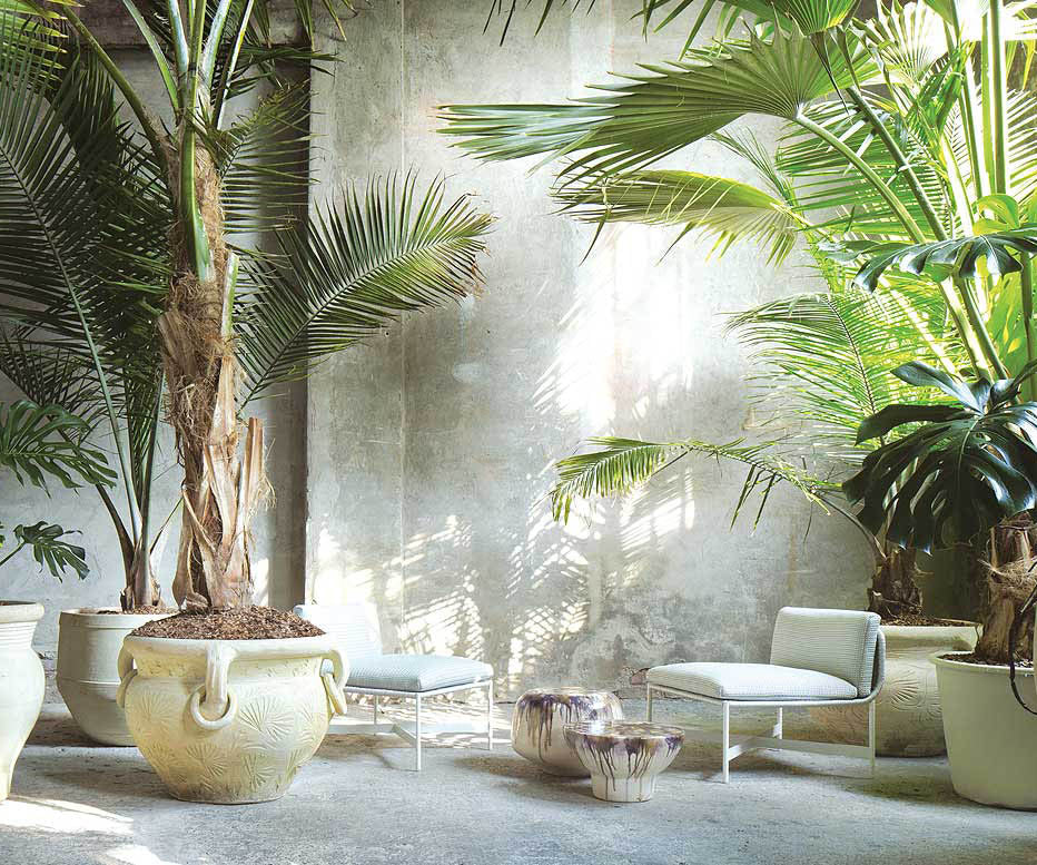 Modern Heron Outdoor Low Stool by Paola Lenti for  Stylish Seating Casa Design Group