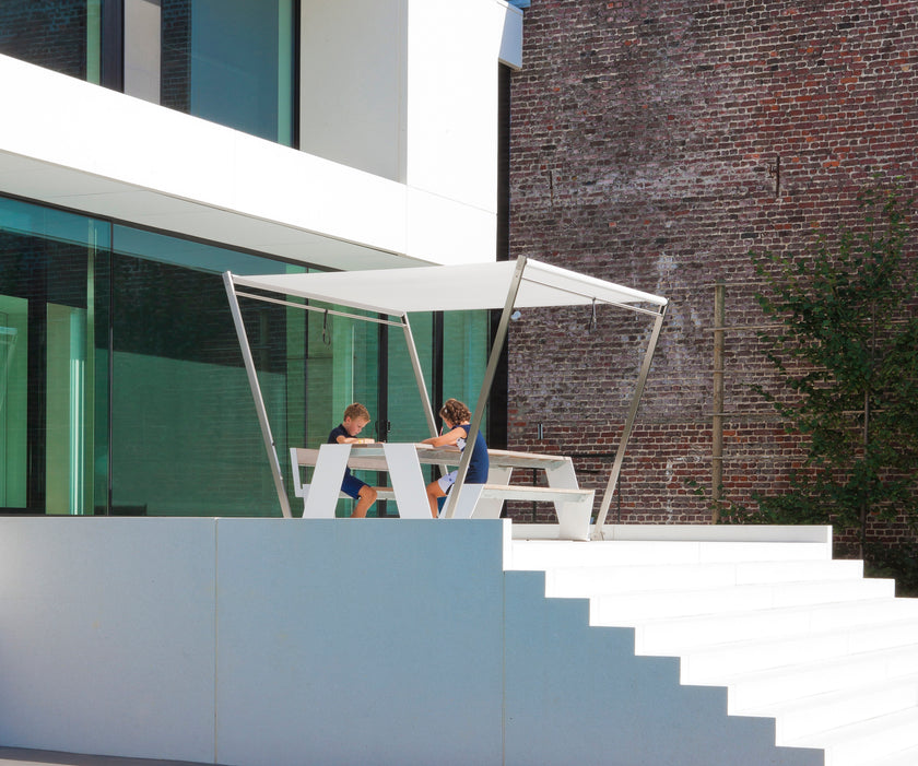Hopper Shade | Extremis 