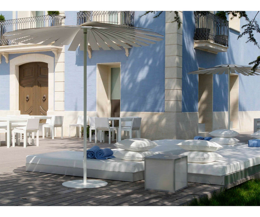 High end Square Lantern by Gandia Blasco Casa Design